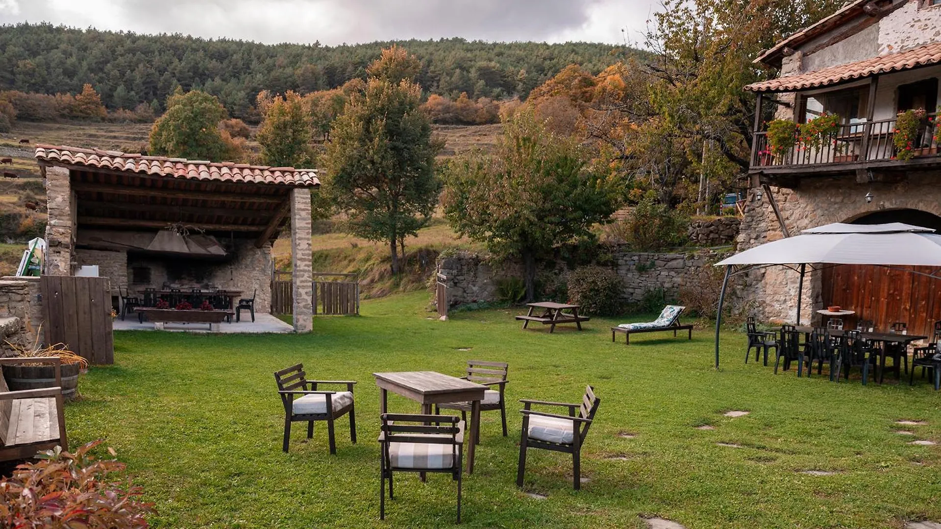 Feriegård Masia La Canal Gombren Spanien