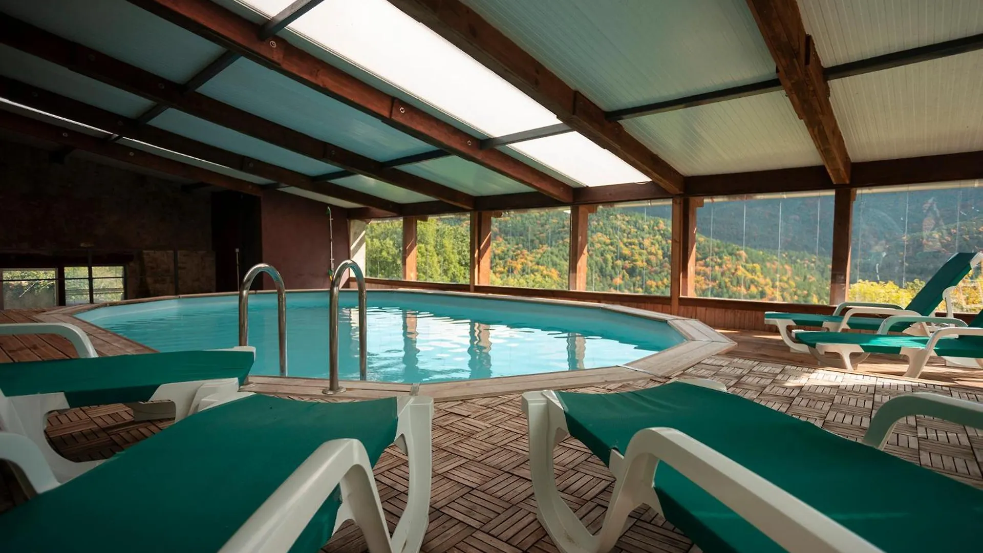 Masia La Canal Gombren Farm stay
